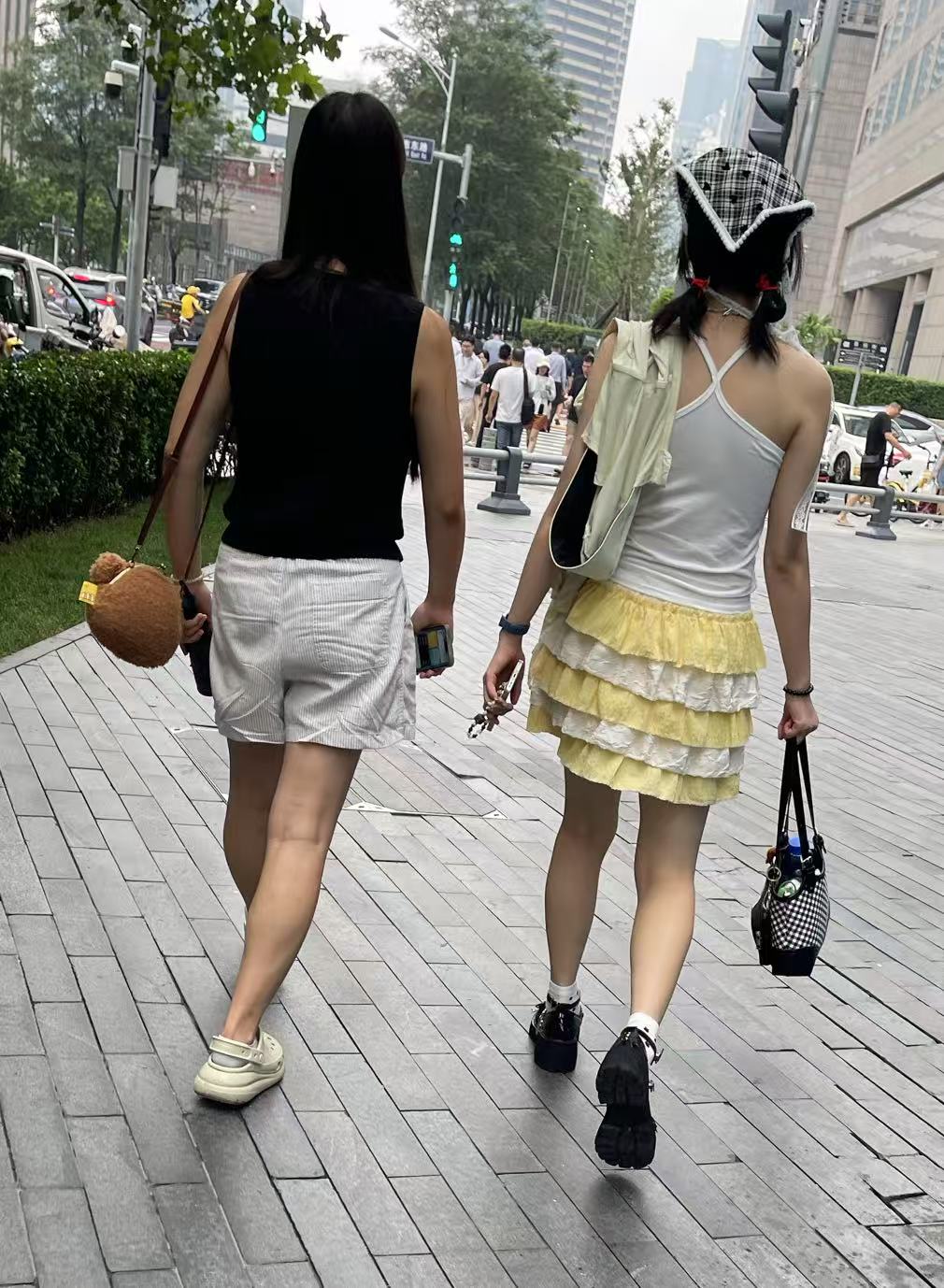 贵在真实，内裤勒进屁股肉[14P]