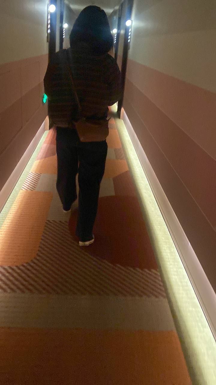 我是单男 绿帽老哥说 摁住你嫂子 使劲干[15P]